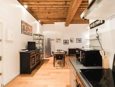 Trion - Quartier St Just - 42m2 Proche Vieux Apartament *